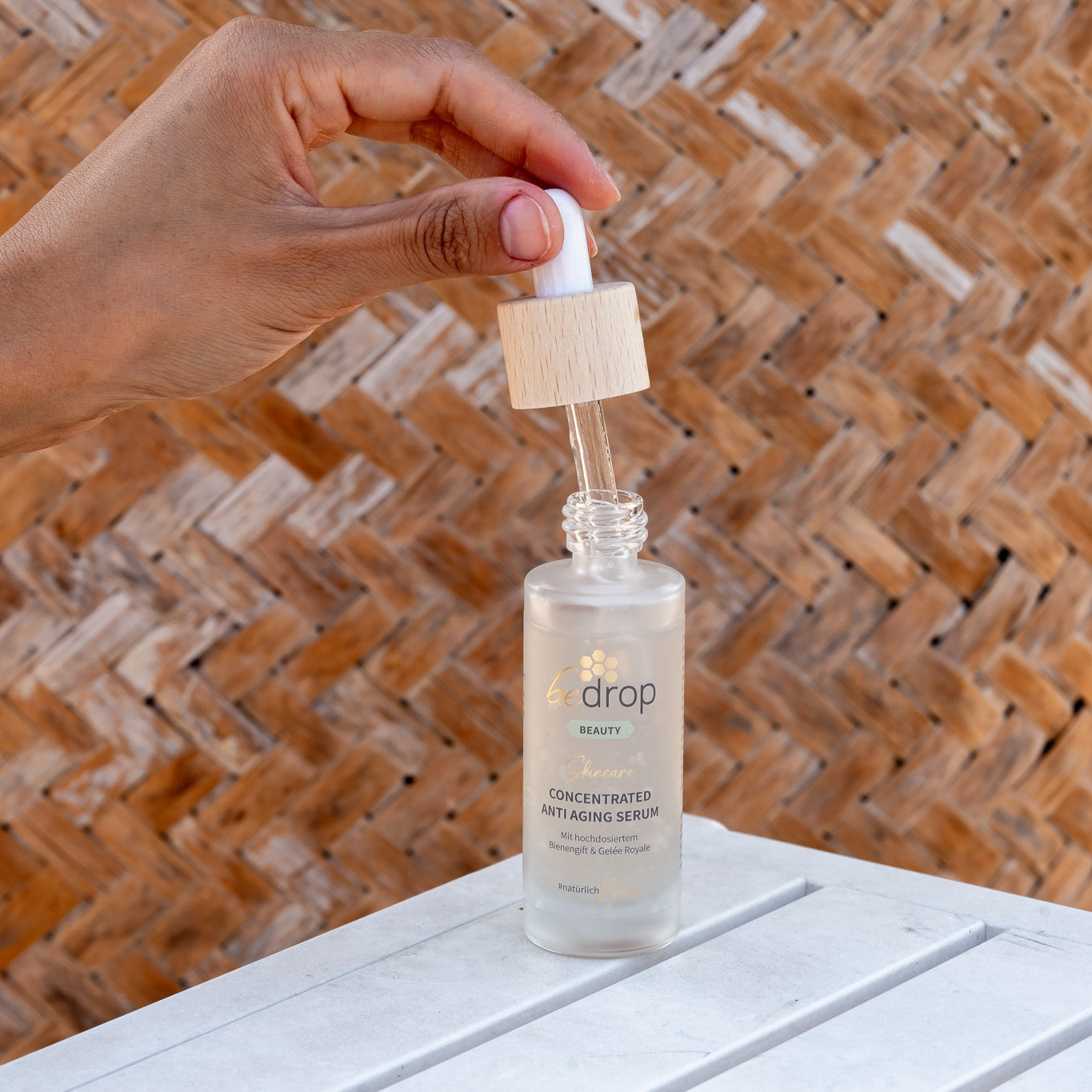 Vorteilsset: 3x CONCENTRATED ANTI AGING SERUM / Gesichtsserum mit hochdosiertem Bienengift & Gelée Royale - 30ml