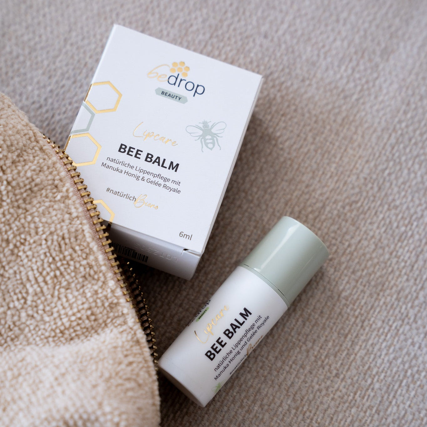 Bee Balm - natürlicher Lippenpflegebalsam mit Manuka Honig, Gelée Royale & Retinol